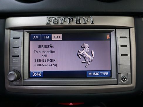 Used 2011 Ferrari California image 16