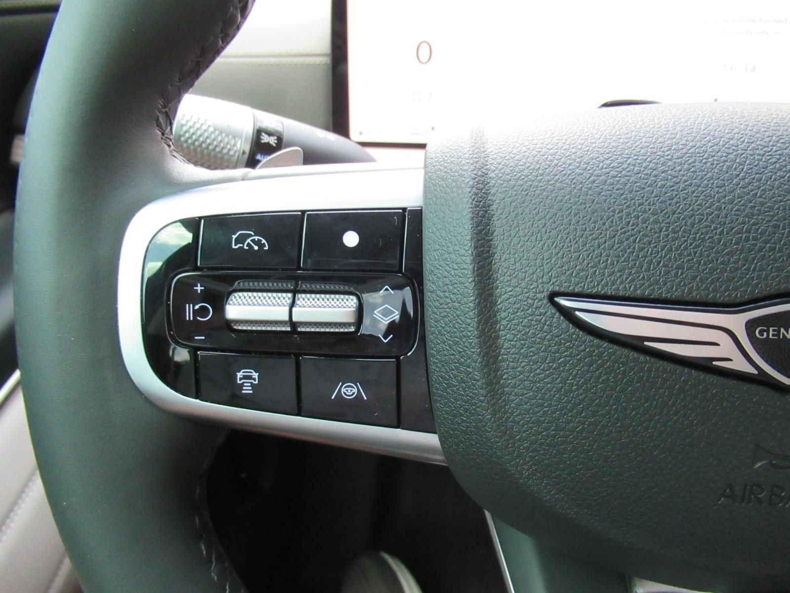Used 2025 Genesis GV80 2.5T Prestige AWD/4WD image 23