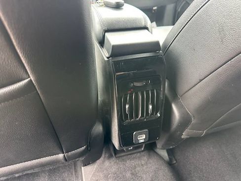 Used 2025 Jeep Compass Trailhawk AWD/4WD image 23