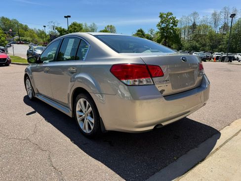 Used 2014 Subaru Legacy 2.5i AWD/4WD image 5