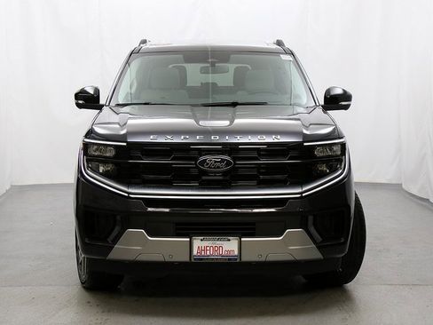 New 2025 Ford Expedition Max Platinum w/ Platinum Ultimate Package image 5