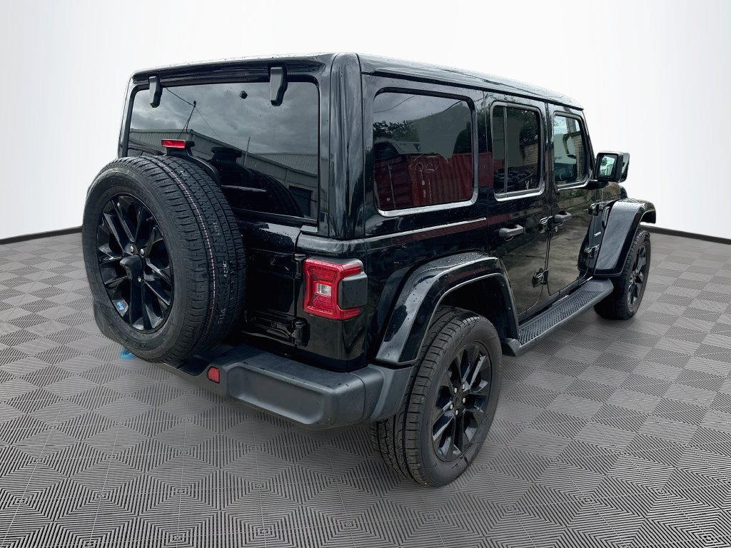 Certified 2022 Jeep Wrangler Unlimited Sahara w/ Cold Weather Group AWD/4WD image 5