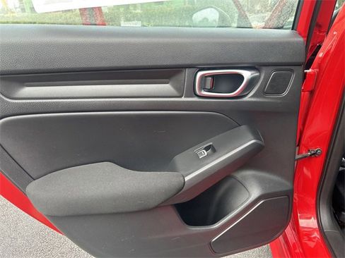 Used 2022 Honda Civic Sport image 13