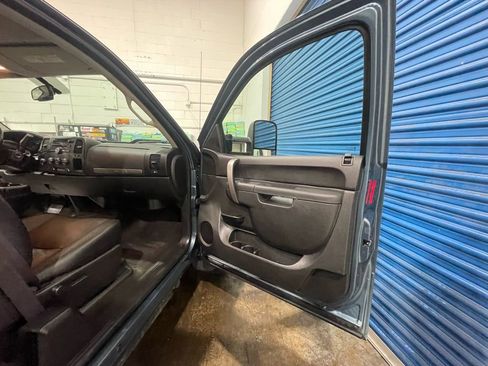 Used 2013 GMC Sierra 2500 SLE w/ Convenience Package image 18