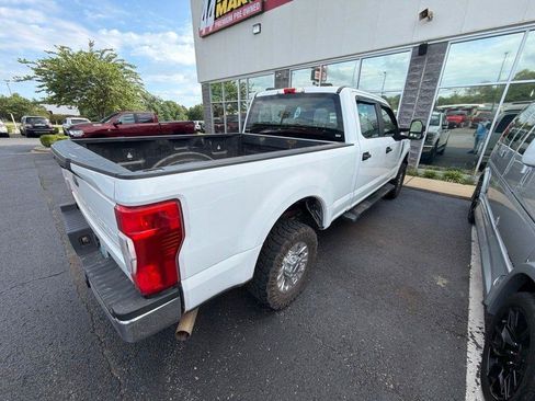 Used 2022 Ford F250 XL w/ Power Equipment Group AWD/4WD image 7