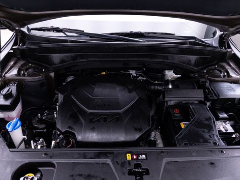 Certified 2024 Kia Telluride EX X-Line AWD/4WD image 3
