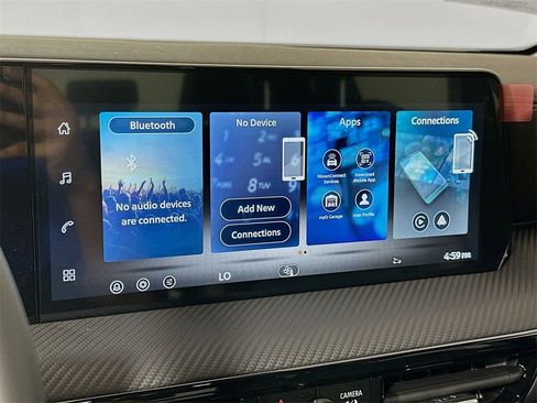 New 2026 Nissan Kicks SR image 16