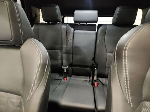 Used 2025 Toyota 4Runner TRD Off-Road Premium w/ Tow Technology Package AWD/4WD image 34