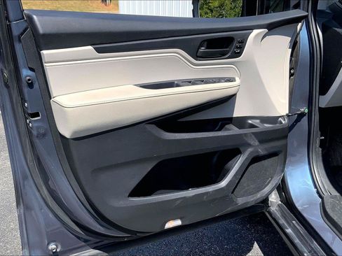 Used 2025 Honda Odyssey EX-L image 22