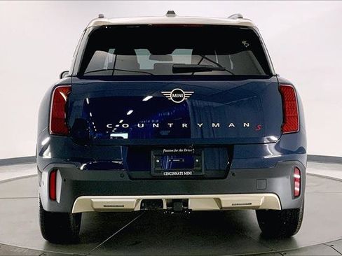 Used 2025 MINI Cooper Countryman S w/ Comfort Package Max image 3