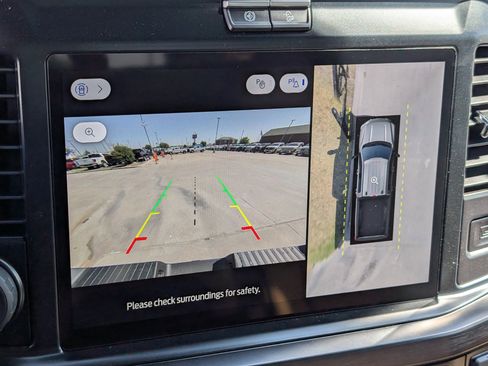 New 2026 Ford F250 Lariat w/ Lariat Premium Package image 17