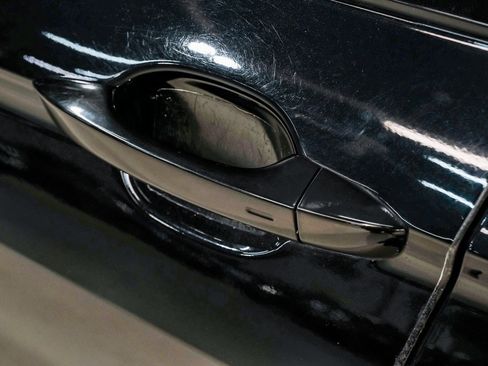 Used 2019 Volkswagen Tiguan SEL R-Line w/ 3rd Row Seat Package image 48