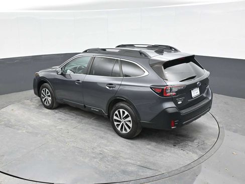 Used 2020 Subaru Outback Premium AWD/4WD image 29