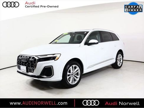 Certified 2025 Audi Q7 2.0T Premium w/ Convenience Package image 11