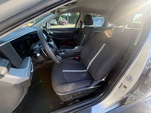 Used 2025 Hyundai Sonata SEL FWD image 37