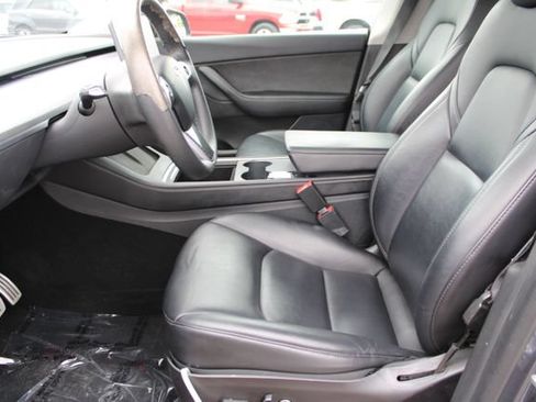 Used 2022 Tesla Model Y Performance AWD/4WD image 25