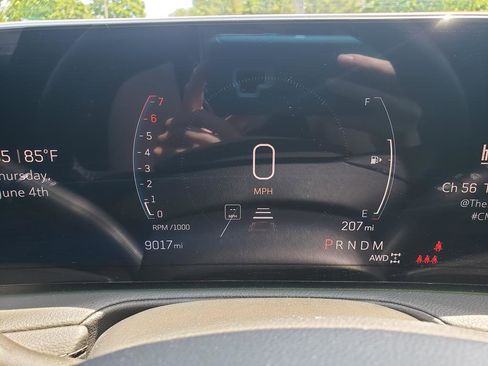 Used 2024 Cadillac XT4 Premium Luxury w/ Cold Weather Package AWD/4WD image 26