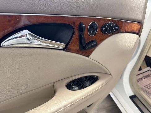 Used 2003 Mercedes-Benz E 320 Sedan image 24