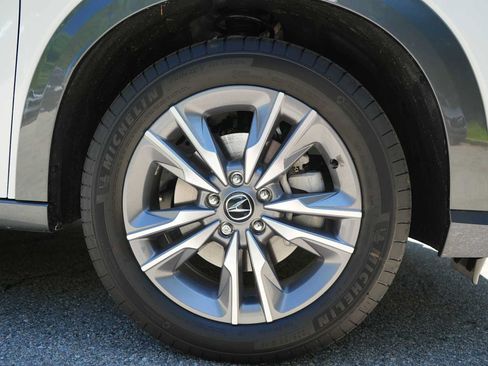 Certified 2026 Acura ADX AWD image 9