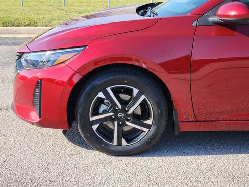 Used 2024 Nissan Sentra SV image 6