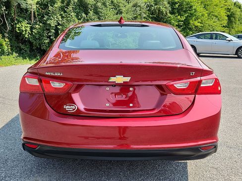 Used 2017 Chevrolet Malibu LT FWD image 5