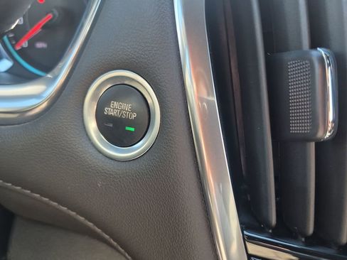 Certified 2023 Chevrolet Traverse LT image 20