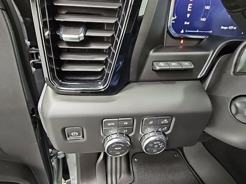 New 2026 GMC Sierra 1500 AT4 w/ AT4 Premium Package image 26