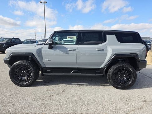 New 2026 GMC Hummer EV SUV image 4