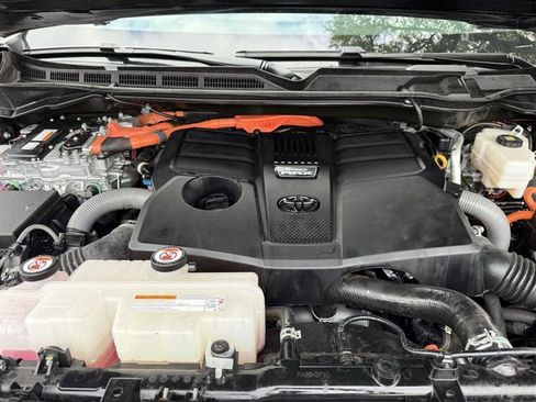 Used 2024 Toyota Tundra Limited w/ Power Package image 35