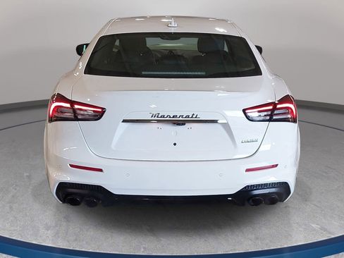 Used 2023 Maserati Ghibli Modena RWD image 6