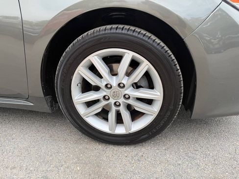 Used 2014 Toyota Avalon XLE Premium FWD image 11