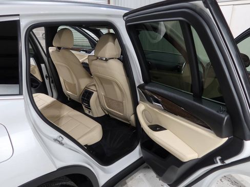 Used 2019 BMW X3 sDrive30i RWD image 14