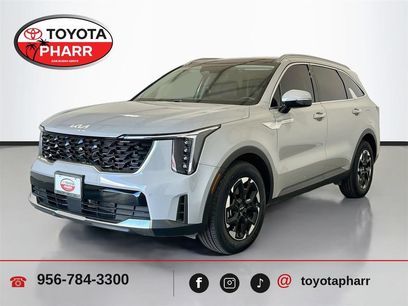 Used 2025 Kia Sorento S w/ Panoramic Sunroof Package