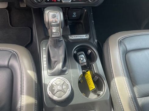 Certified 2025 Ford Bronco Outer Banks AWD/4WD image 32