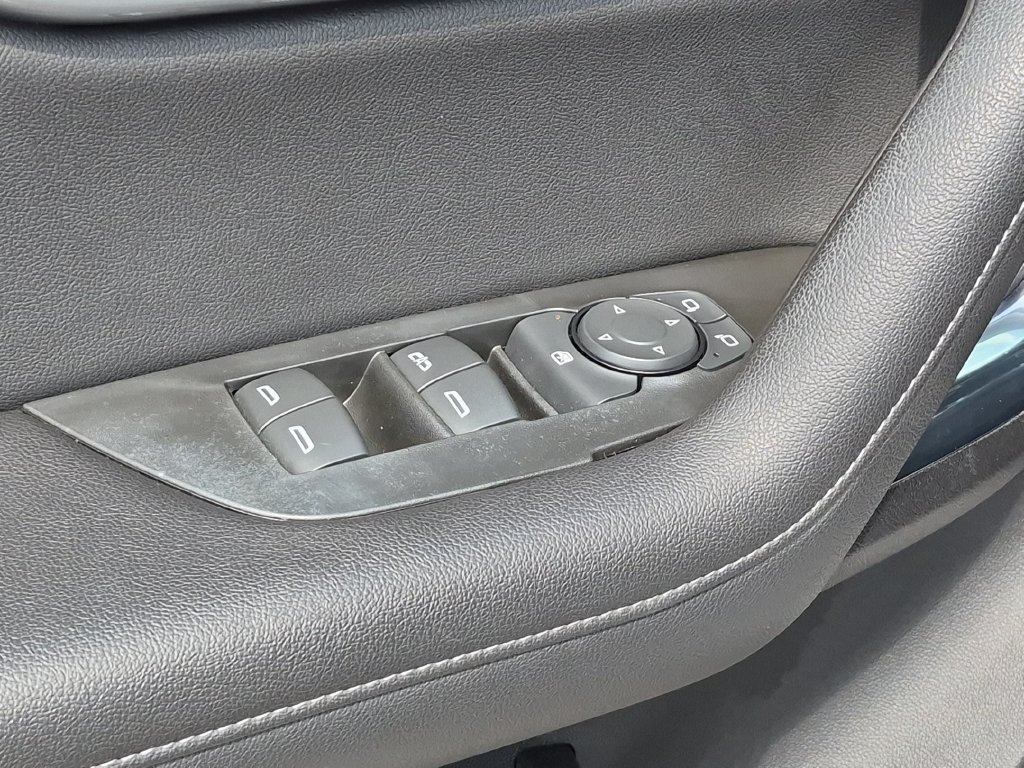 Used 2020 Chevrolet Blazer LT w/ LPO, Floor Liner Package AWD/4WD image 14