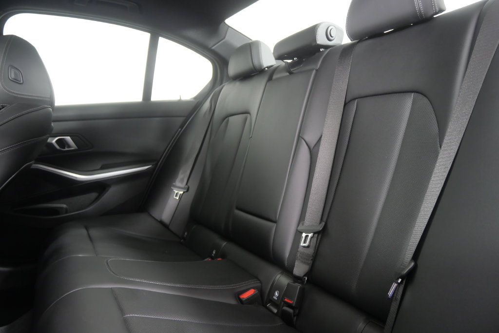 Used 2026 BMW 330i Sedan RWD image 16