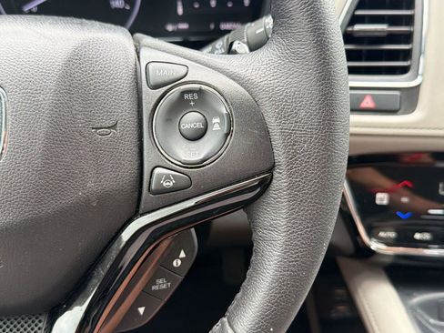 Used 2022 Honda HR-V EX-L image 27