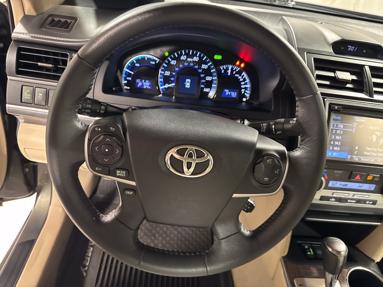 Used 2014 Toyota Camry XLE w/ Leather Package FWD image 15