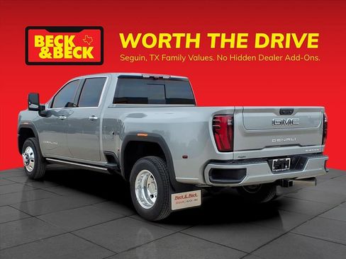 New 2026 GMC Sierra 3500 Denali Ultimate image 7