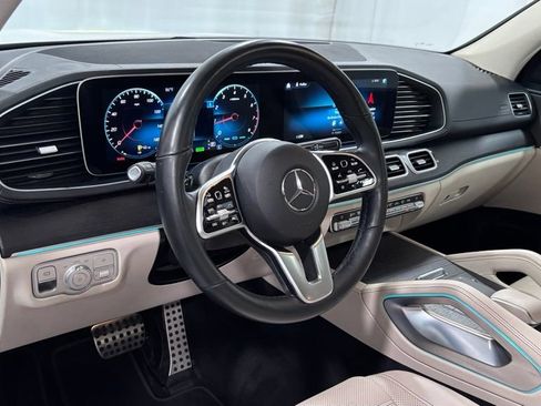 Certified 2023 Mercedes-Benz GLS 450 4MATIC image 10