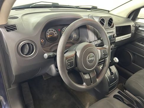 Used 2017 Jeep Compass Sport w/ Power Value Group FWD image 14
