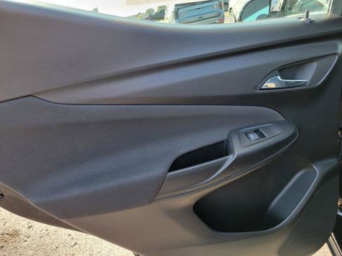 Used 2023 Chevrolet Bolt EUV LT FWD image 23