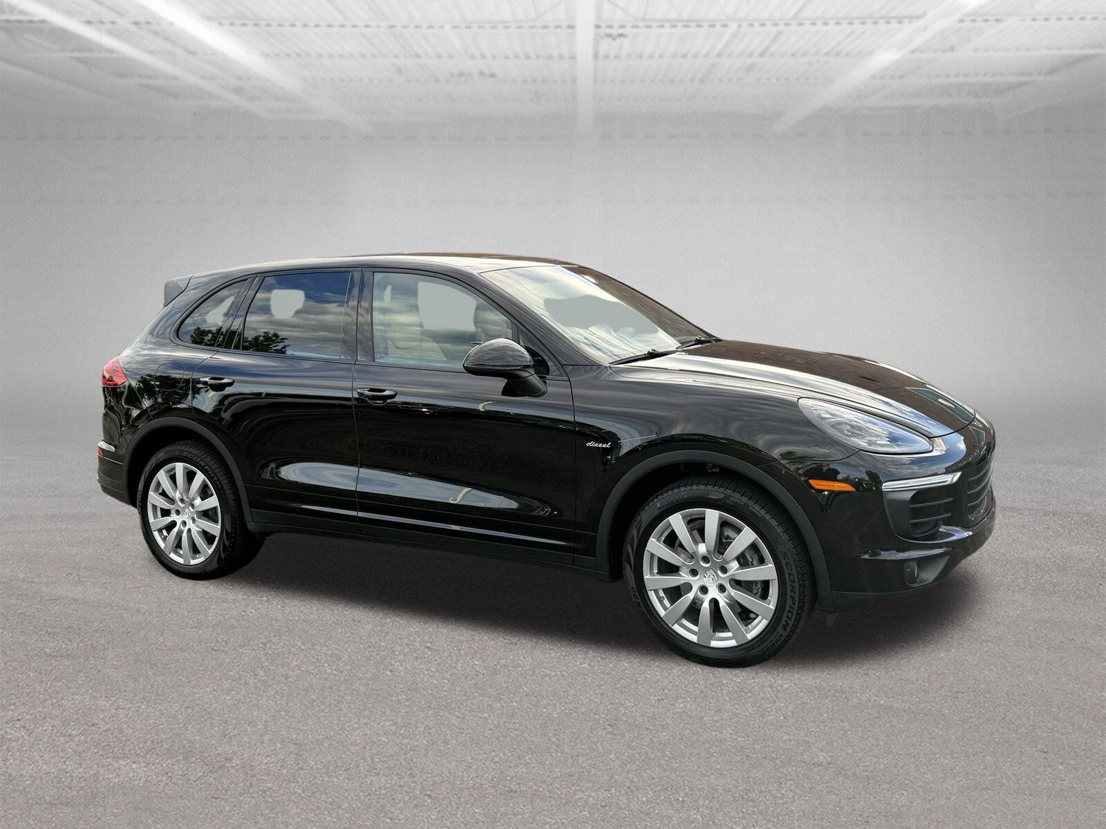 Used 2015 Porsche Cayenne Diesel AWD/4WD image 11