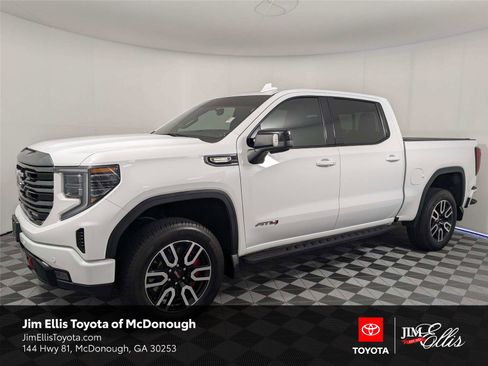 Used 2022 GMC Sierra 1500 AT4 w/ AT4 Premium Package AWD/4WD image 1
