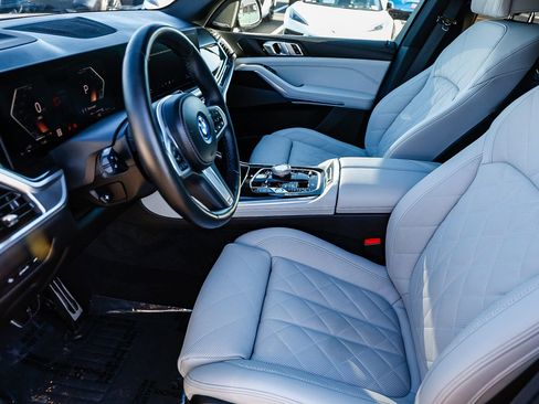 Used 2025 BMW X5 xDrive50e w/ Executive Package image 19