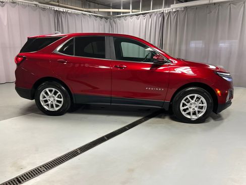 Used 2023 Chevrolet Equinox LT image 8