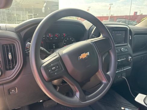 Used 2020 Chevrolet Silverado 2500 Custom w/ Custom Value Package AWD/4WD image 9