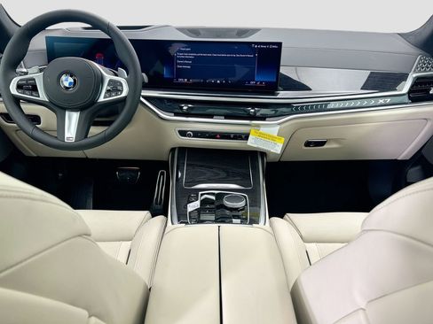 New 2026 BMW X7 xDrive40i image 13