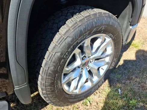 Used 2021 GMC Sierra 1500 SLT image 10