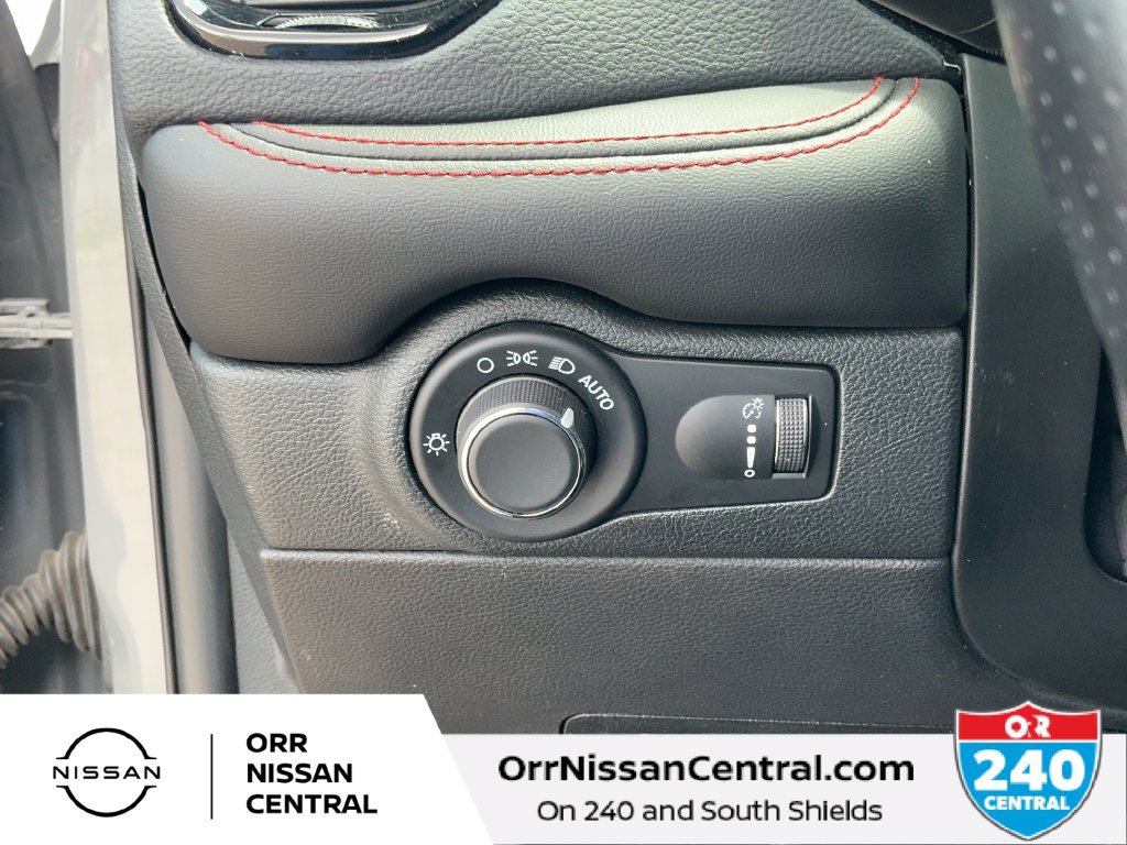 Used 2024 Dodge Durango GT AWD/4WD image 19